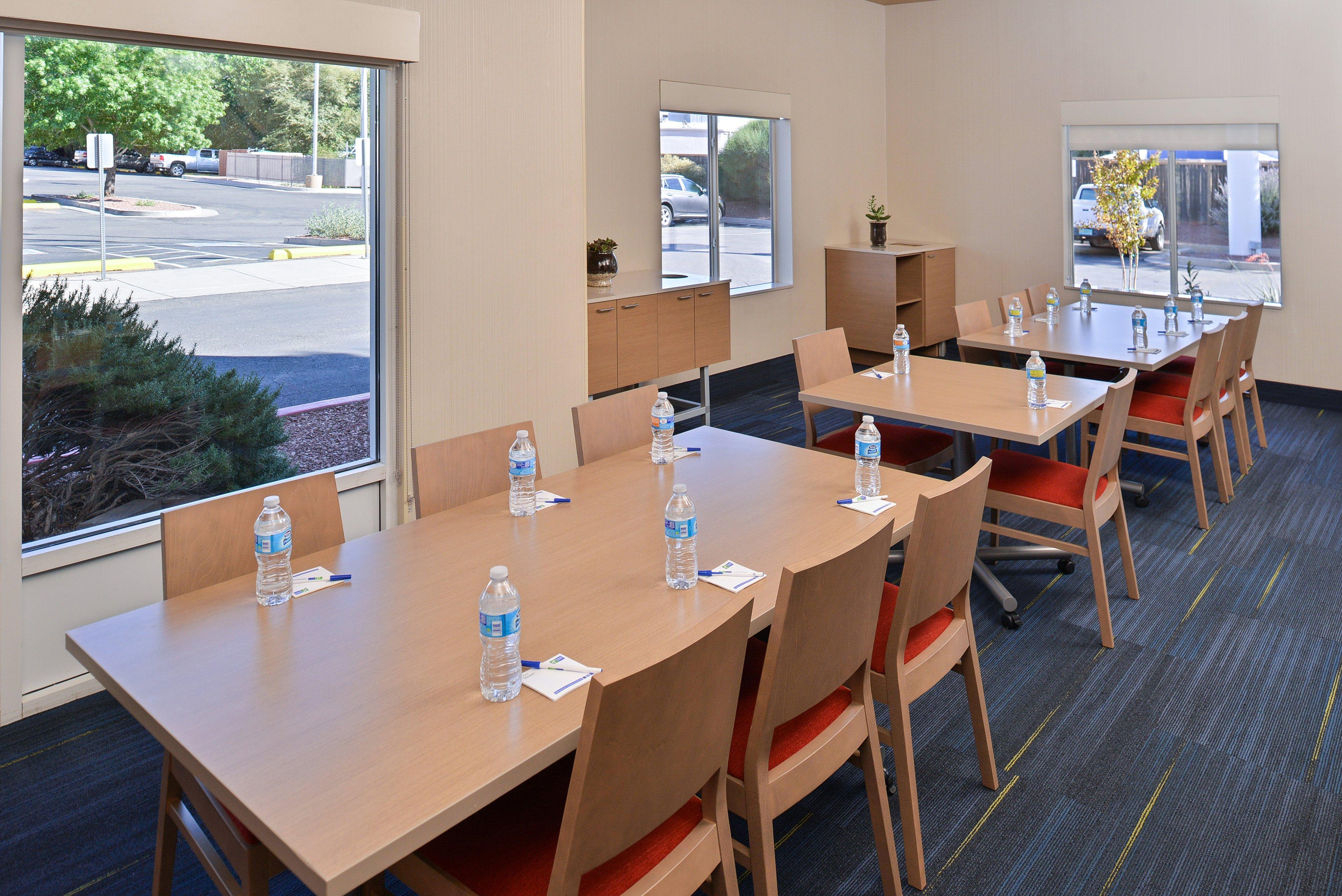 Holiday Inn Express Albuquerque N - Bernalillo By Ihg Bagian luar foto